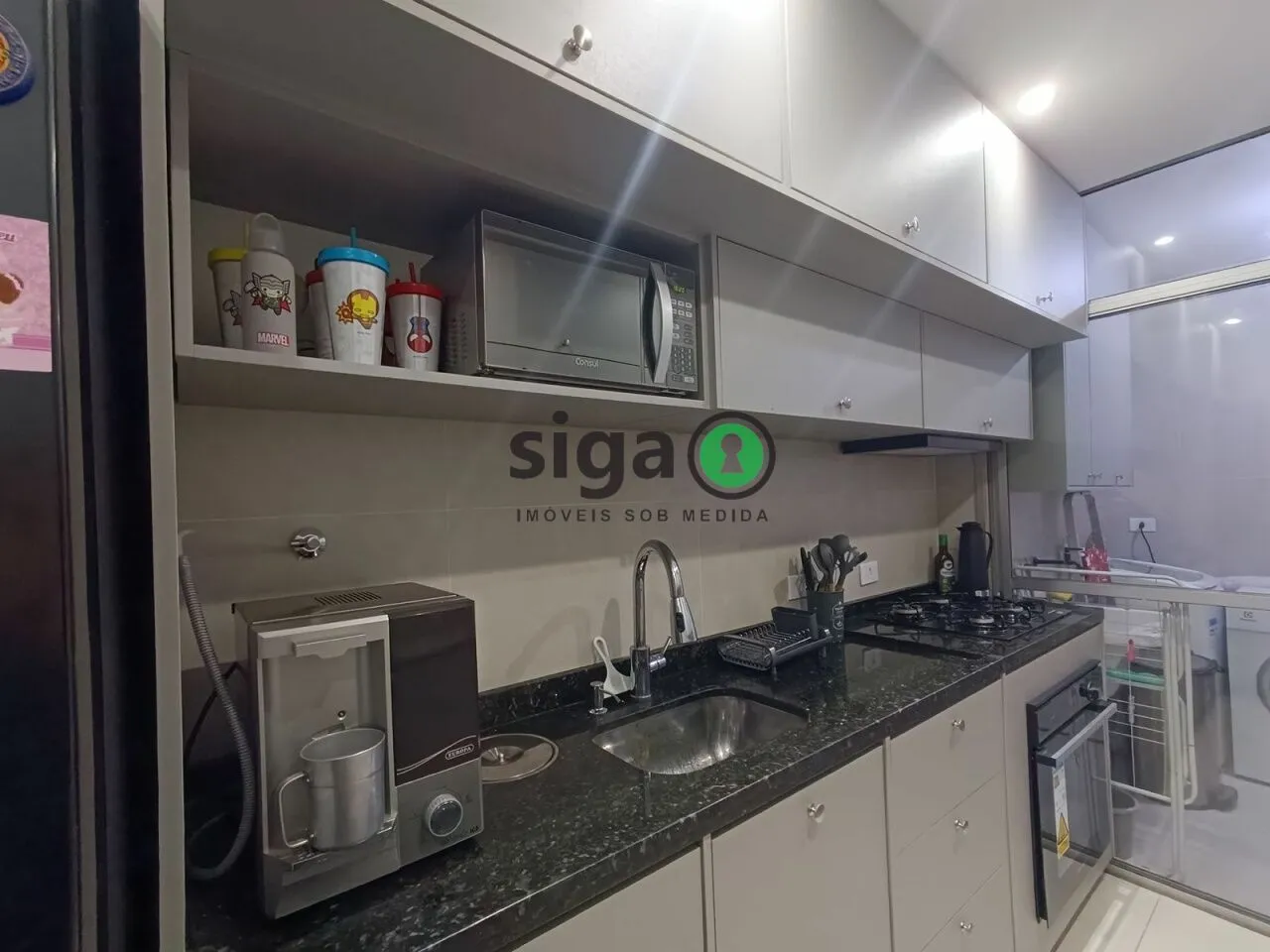 Imagem Apartamento reformado em excelente localização - MOBILIADO - Edf: CAMBURIU