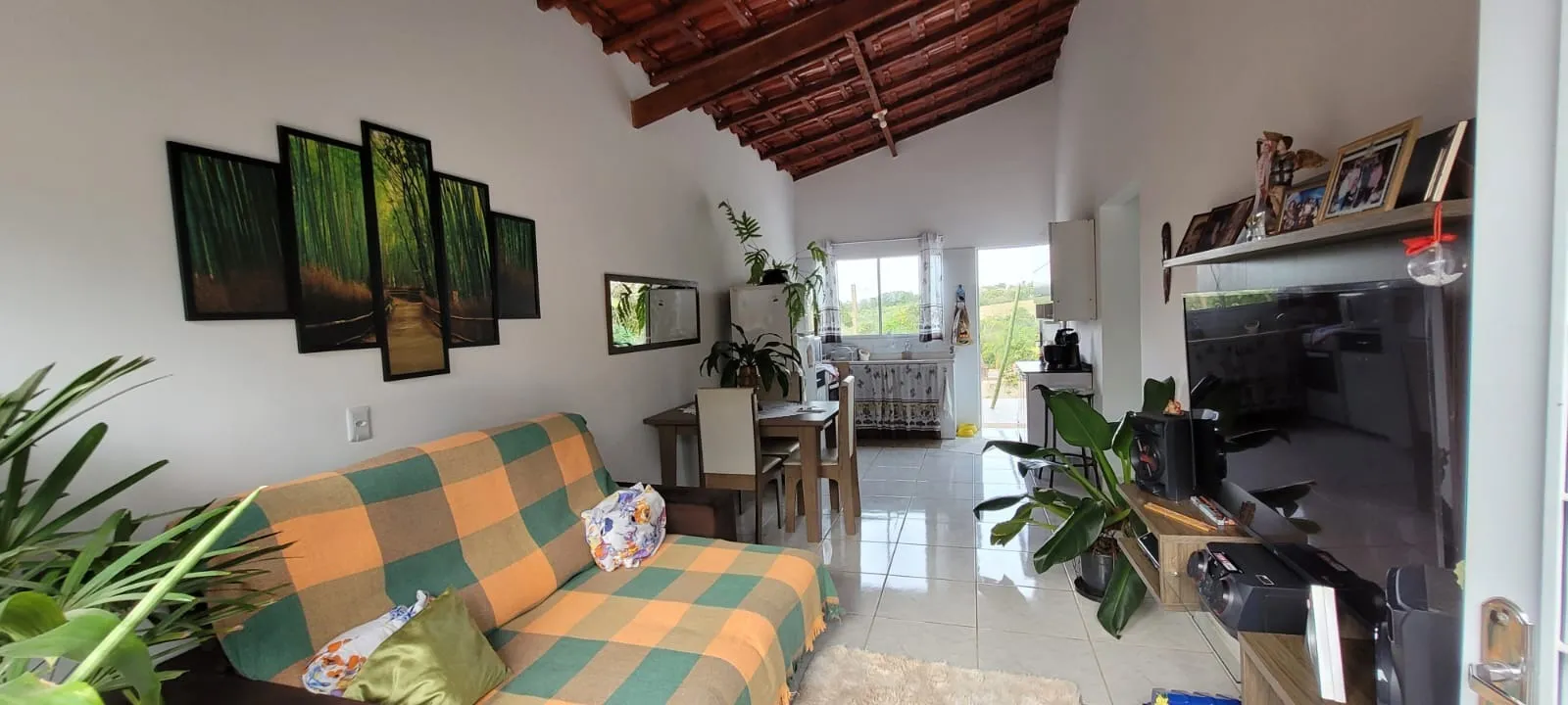 Imagem Chácara com 2 casa e 1 edícula - Condomínio Residencial Aquarius- Araçoiaba da Serra