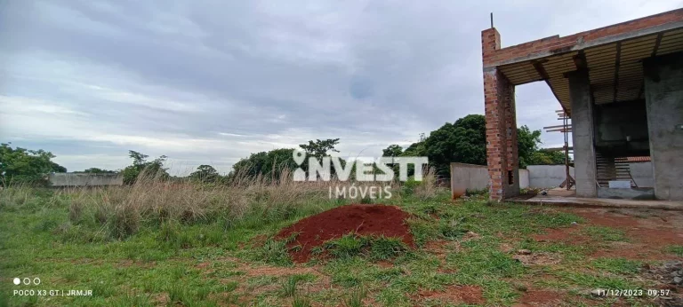 Imagem Terreno com Sobrado em construção