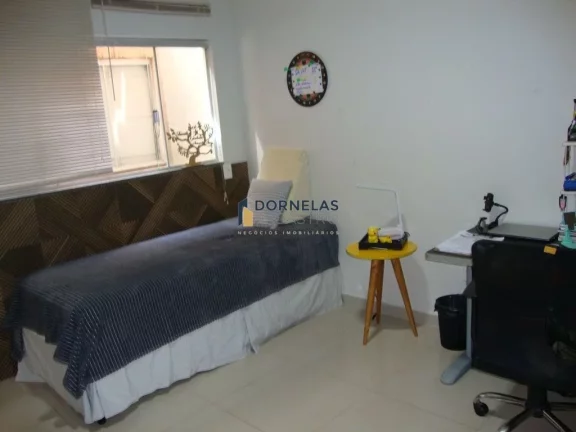 Imagem SOBRADO COM 4 QUARTOS RIACHO FUNDO 1 ESTUDA TROCA POR IMÓVEL NO GUARÁ