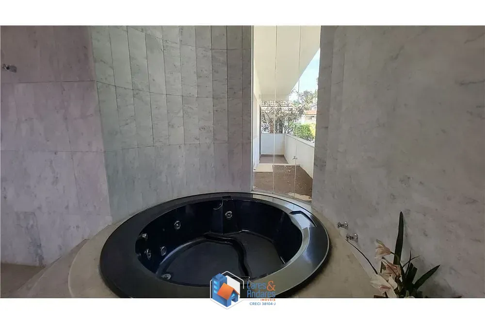 Imagem Casa à venda 3 Quartos 3 Suites 4 Vagas 410M² Jardim dos Estados São Paulo - SP