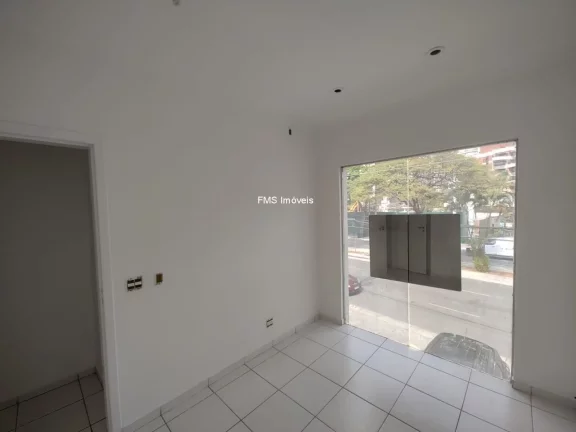 Imagem Casa comercial com 402m2 em Moema