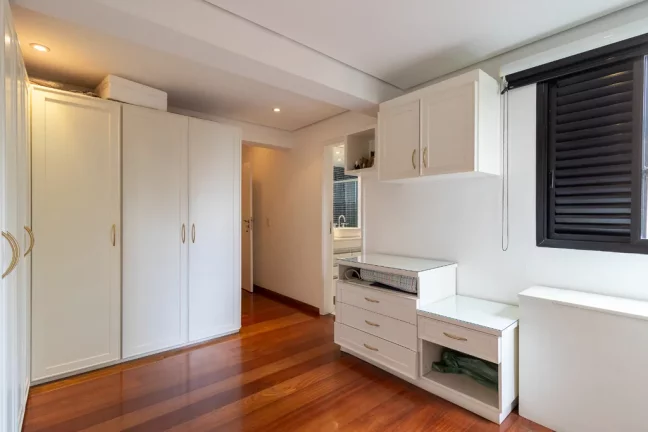 Imagem Apartamento à venda em São Paulo, Aclimação, com 3 quartos, 190m2