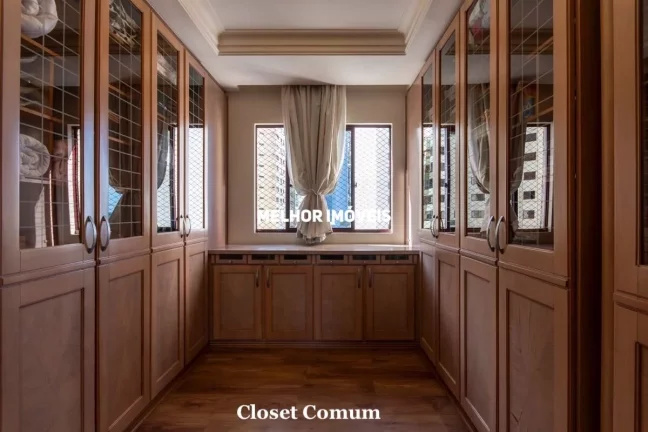 Imagem Apartamento à venda na Quadra mar com 5 Suítes sendo 2 máster localizado no centro de Balneário Camboriú