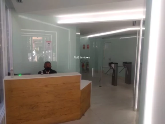 Imagem Paraíso 205 m2 com 2 Vagas de Garagem ótima localização e todo reformado