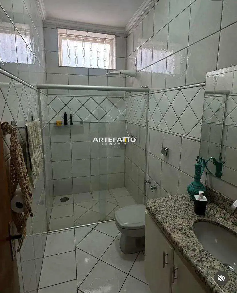 Imagem Casa à venda em Franca, Parque Franville, com 3 quartos, 190m2