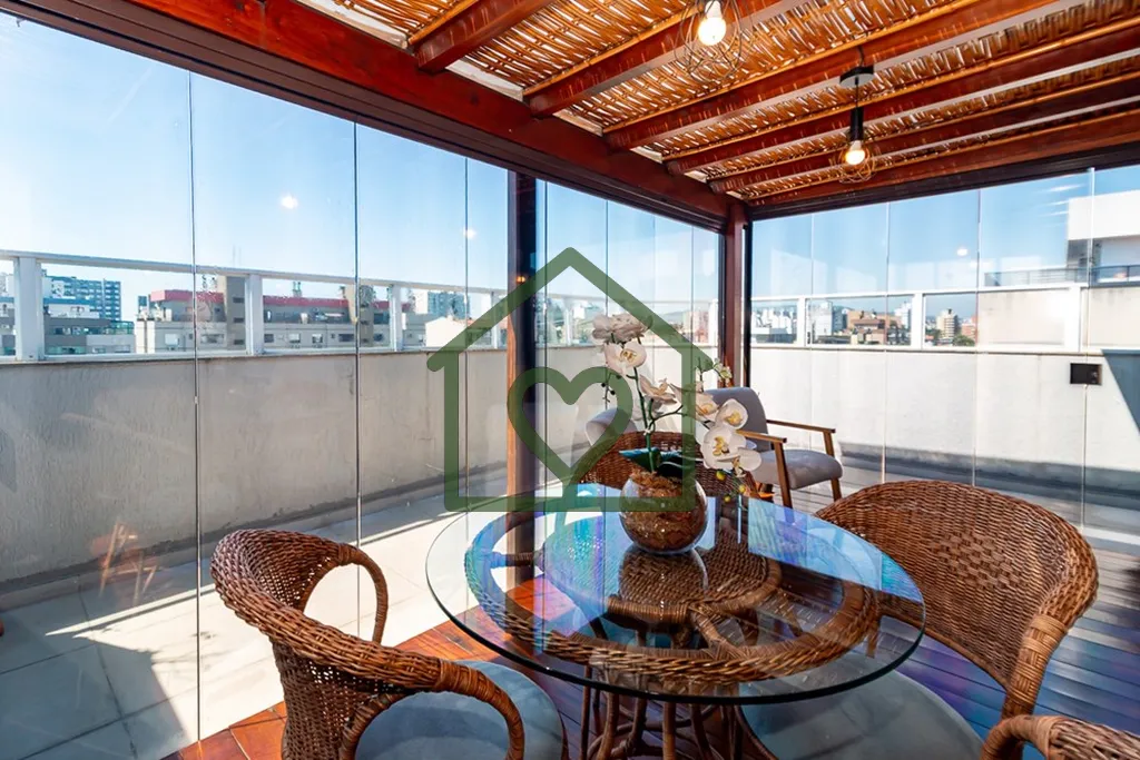 Imagem Cobertura impecável, pronta para morar, semi mobiliada, 289m2, amplo living todo em porcelanato com...