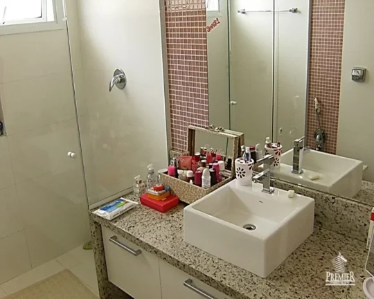 Imagem CASA NO CONDOMÍNIO TERRAS DE SÃO CARLOS (4 SUÍTES) COM CLOSET E SACADA EM JUNDIAÍ SP