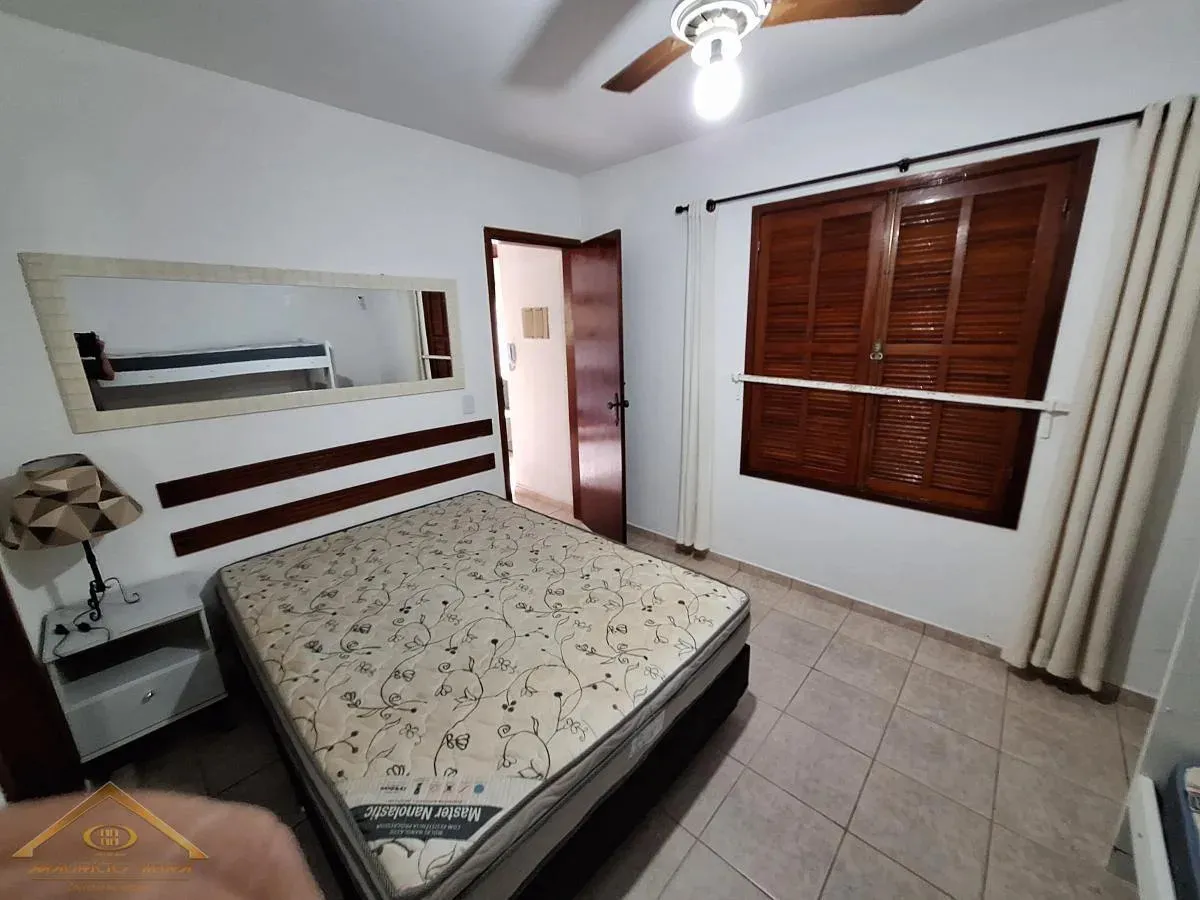 Imagem Casa em Condomínio para Venda em Cabo Frio / RJ no bairro Peró