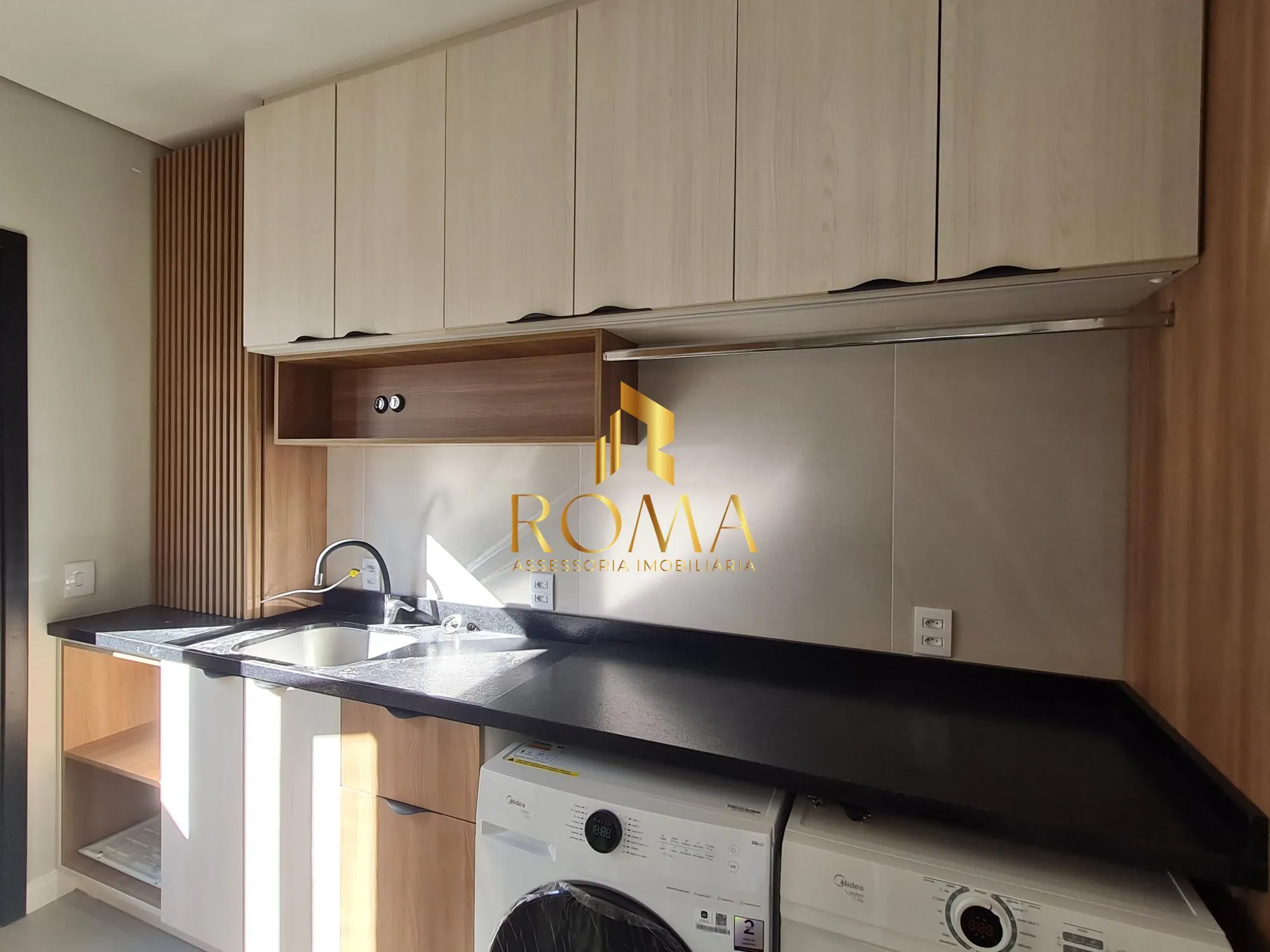 Imagem Casa de Alto Padrão no Condomínio Viareggio | 4 Suítes em Camobi, Santa Maria