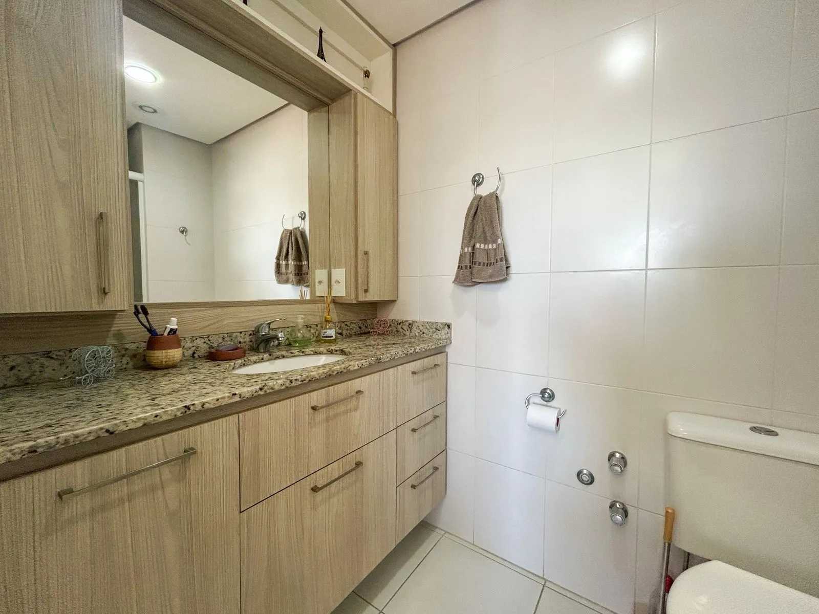 Imagem Apartamento de 3 quartos no bairro medianeira
