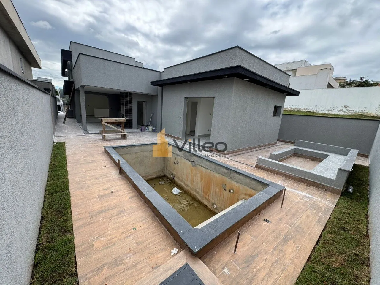 Imagem Descubra esta excelente casa à venda no Condomínio Jardim Verona, um dos mais valorizados de Soroc...