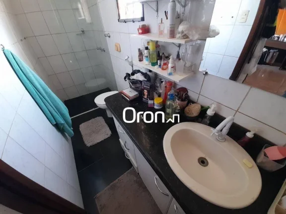 Imagem Sobrado com 4 dormitórios à venda, 420 m² por R$ 1.390.000,00 - Setor Jaó - Goiânia/GO