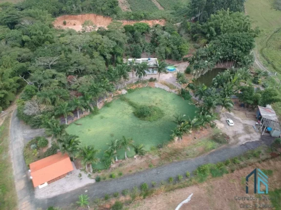 Sítio lindo, com casa e barracão, a 400 metros da BR 101 (até janeiro vai ser calçada) em Tijucas - SC