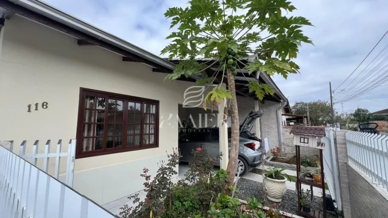 Imagem Terreno com Duas Casas Térreas – Oportunidade para Investir ou Morar Bem