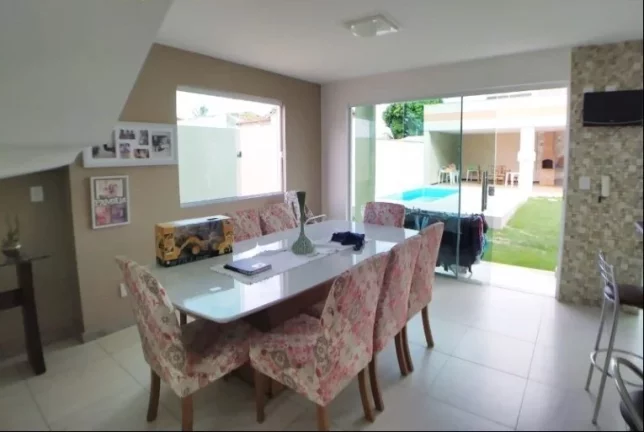 Imagem Casa Duplex, 04 Quartos, Area de Lazer, 01 Suite Master, Praia do Morro, Guarapari - ES