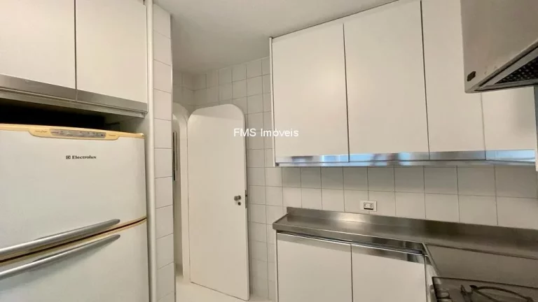Imagem Imperdível oportunidade de investimento: Apartamento de luxo com 3 quartos e 210m² na Cerqueira César, São Paulo-SP