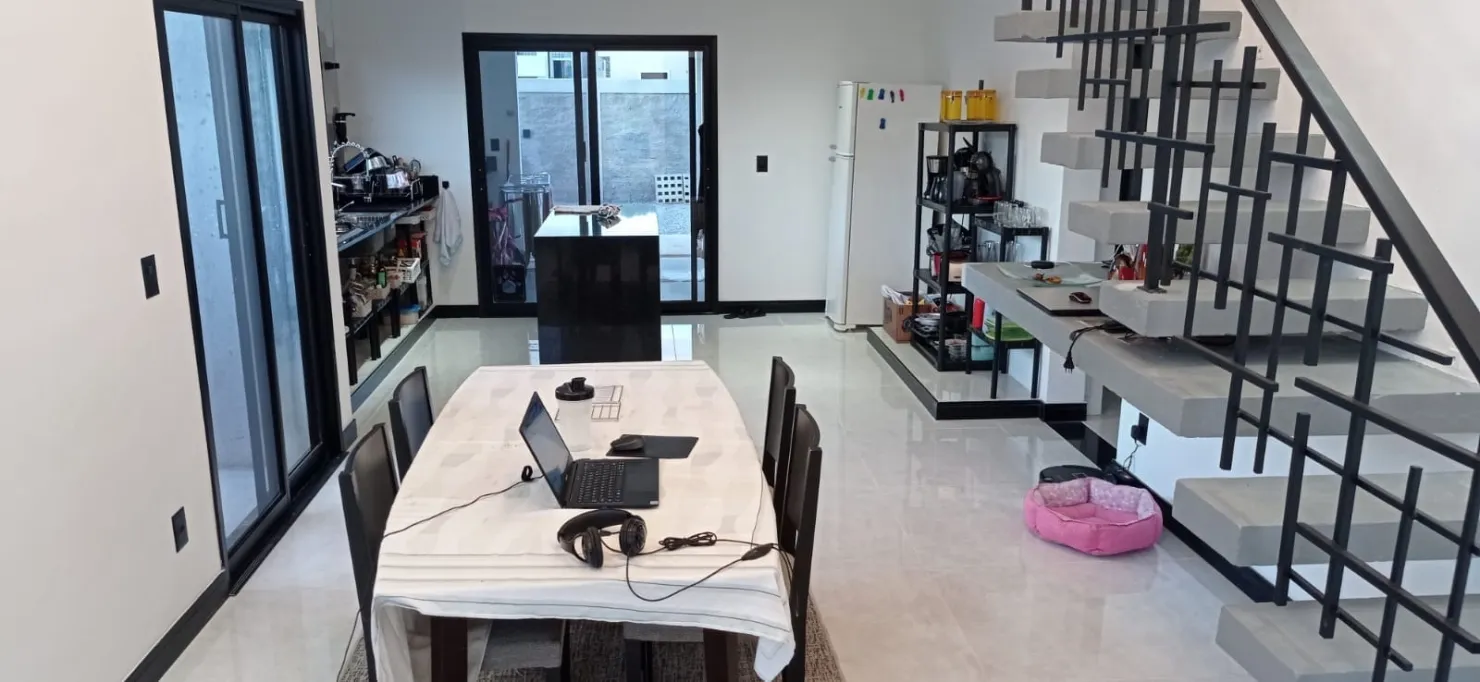 Imagem Casa à venda 2 Quartos, 1 Suite, 4 Vagas, 265M², Guedes, Tremembé - SP | Morada do Visconde