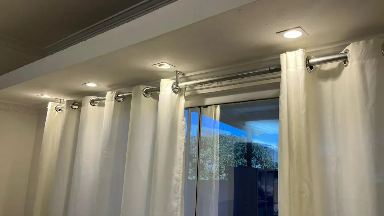 Imagem Casa à venda - Área útil 224 m2 com 3 dormitórios sendo 1 suíte - 2 vagas - Vila Maria Genoveva - Ju