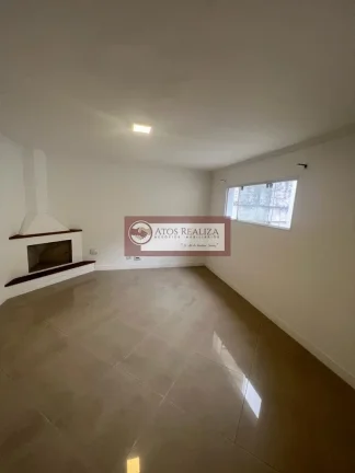 Imagem Vendo SUPER Oportunidades na vila Mariana. Casa 225m2, com 3 suítes, 6 Banheiros, 2 vagas, dependência de empregada, corredores nas laterais. OPORTUNIDADE.