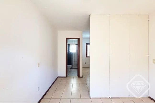 Imagem Casa em condomínio na Tristeza

Oportunidade de morar com segurança e qualidade de vida na Zona Su...