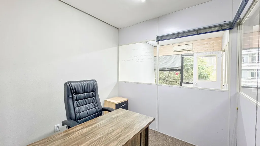 Imagem Sala Comercial em Petrópolis