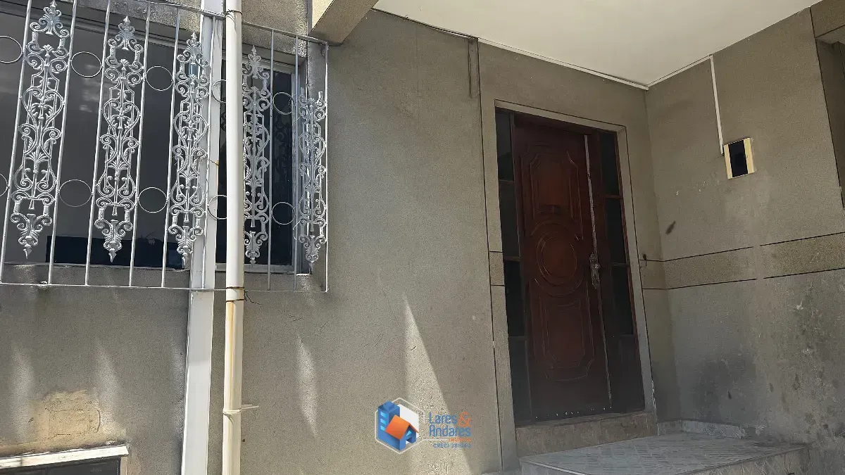 Imagem Casa para venda em Jardim Irapiranga com 5 quartos, sendo 1 suíte, 394m²