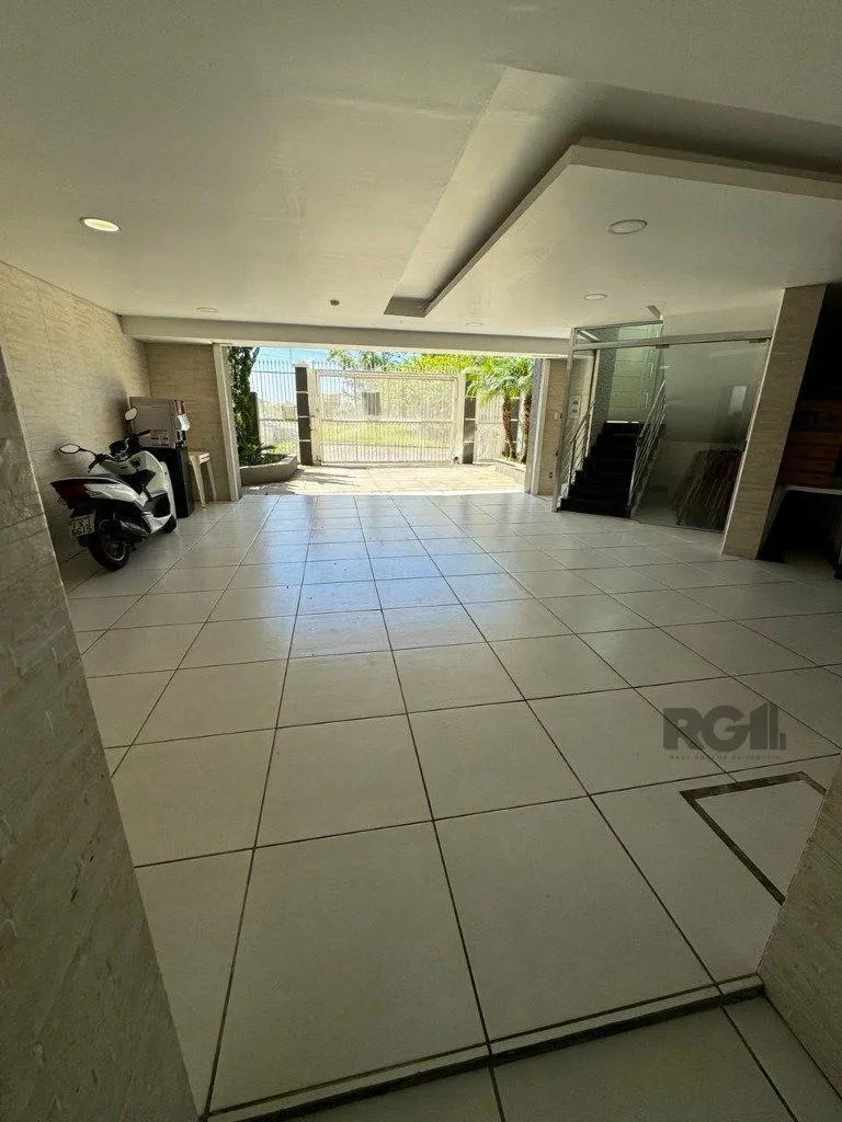 Imagem Casa de altíssimo padrão na zona norte de Porto Alegre.