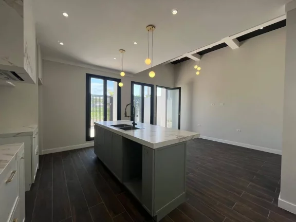 Imagem CASA nova com fino acabamento