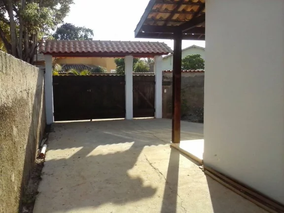 Imagem Casa 2º locação 3 quartos sendo 1 suíte, sala 2 ambientes.