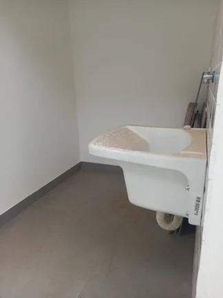 Imagem VENDE-SE CASA NO CONDOMÍNIO RESIDENCIAL PHYTUS