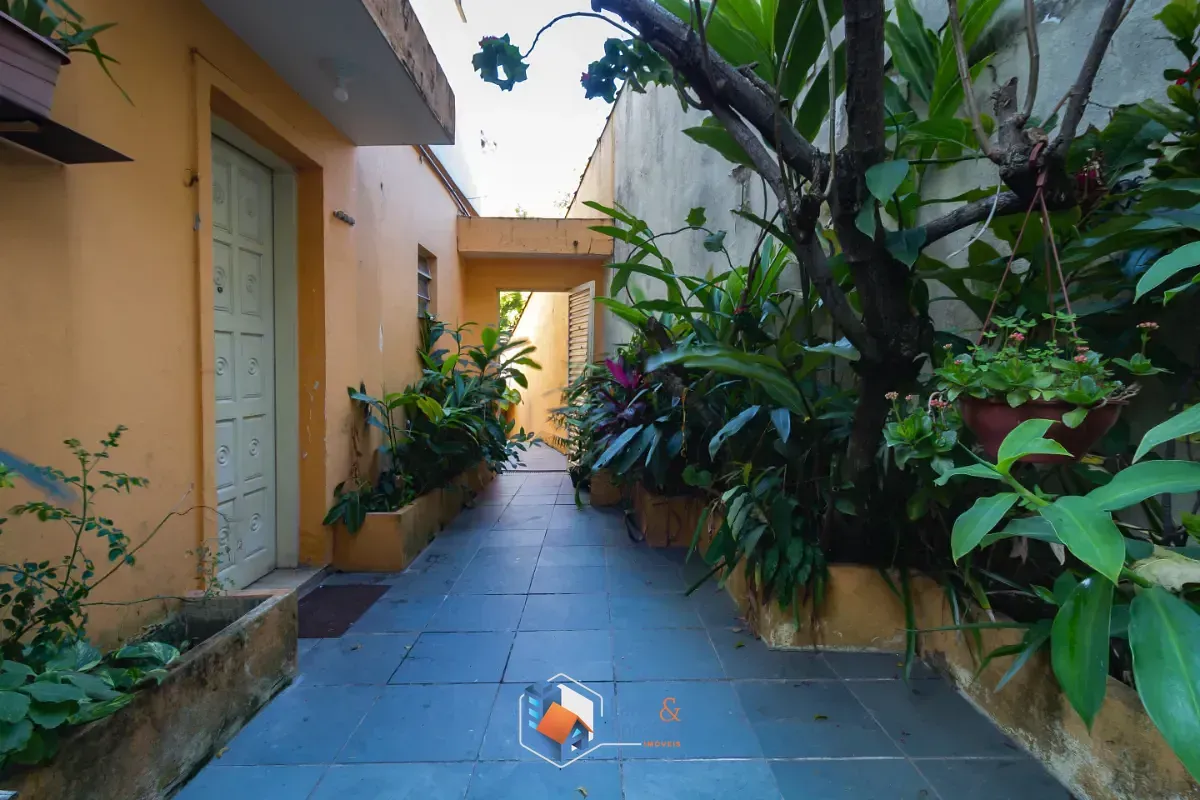 Imagem Sobrado para venda em Vila Nova Caledônia com 3 quartos, sendo 1 suíte, 168m²
