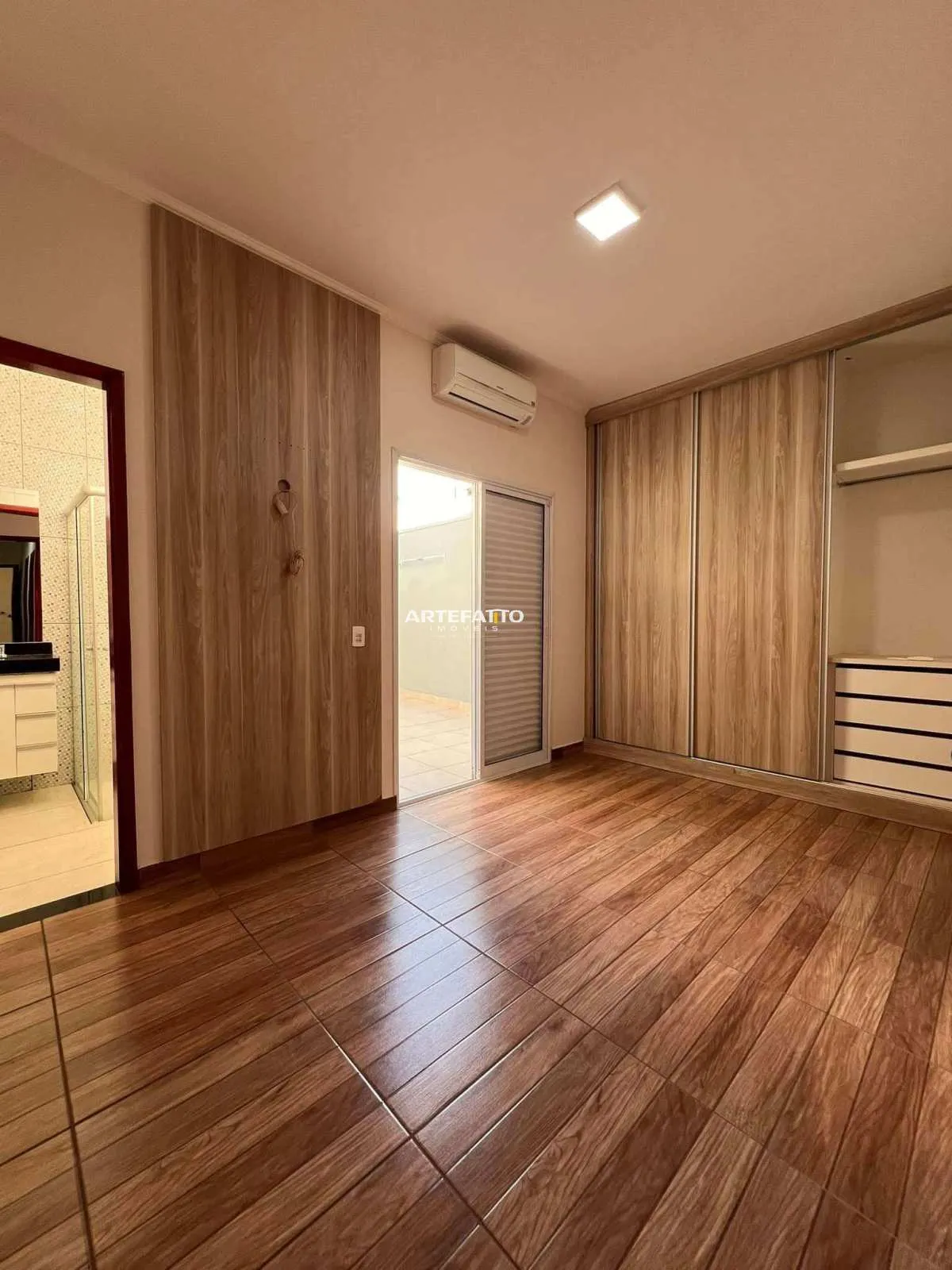 Imagem Casa à venda em meio terreno no Esplanada Primo Meneghetti