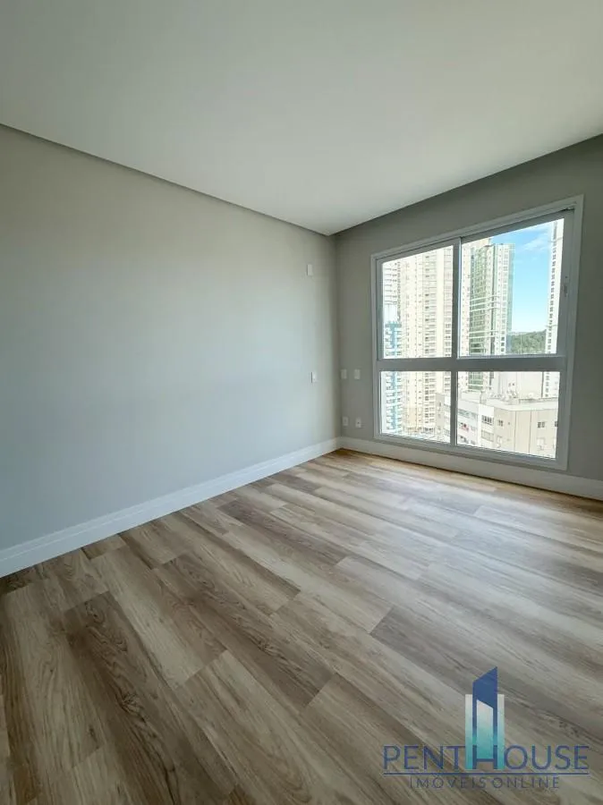 Imagem Apartamento Quadra Mar para Venda em Balneário Camboriú, CENTRO, 3 dormitórios, 3 suítes, 4 banheiros, 2 vagas