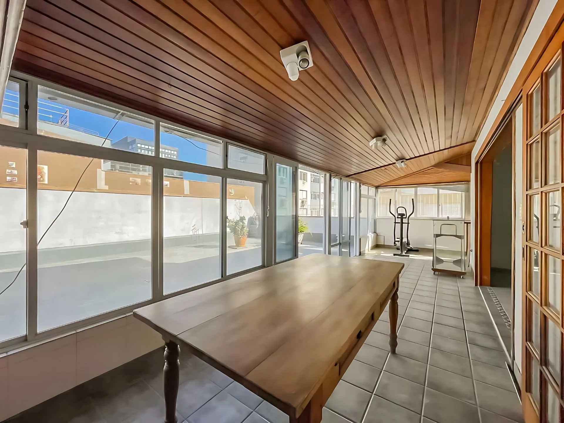 Imagem Apartamento à venda em Porto Alegre, Moinhos de Vento, com 3 quartos, 247.85m2