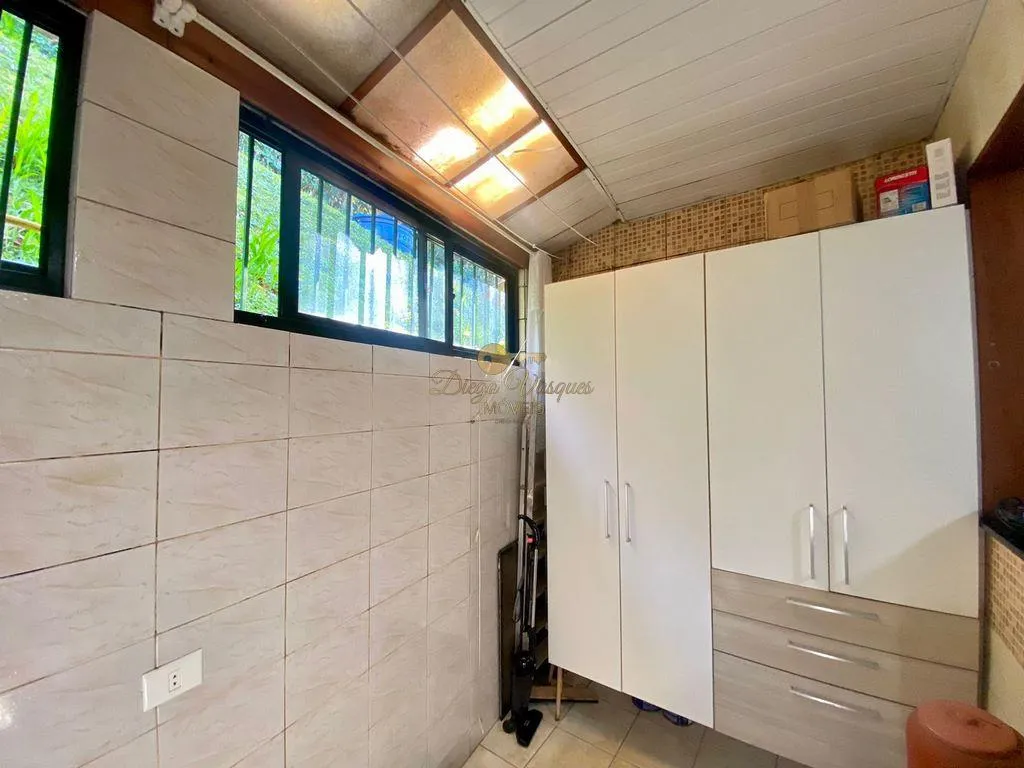 Imagem Casa em Condomínio para Venda em Teresópolis / RJ no bairro Santa Cecília