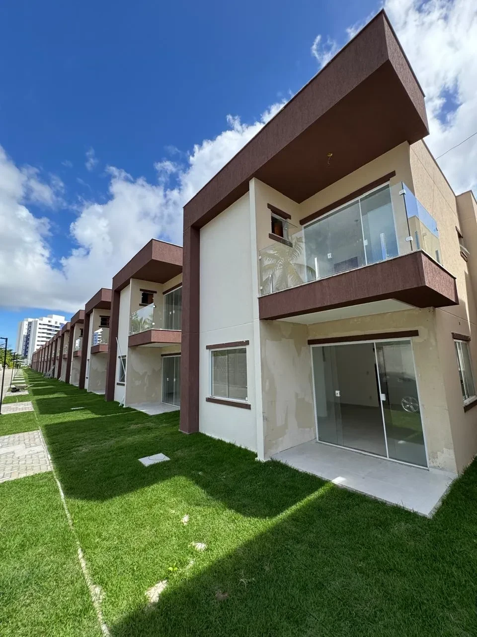 Imagem Casa de Condomínio com 1 Quarto à Venda, 120 m² em Buraquinho - Lauro de Freitas