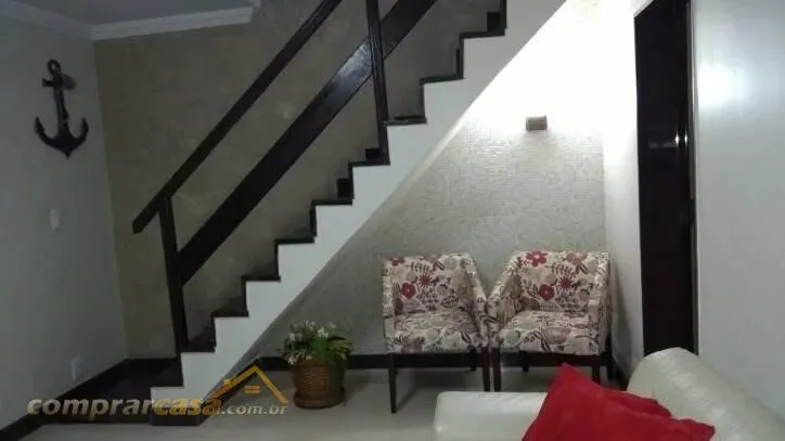Imagem Casa em Condomínio para Venda em Cabo Frio / RJ no bairro Jardim Flamboyant