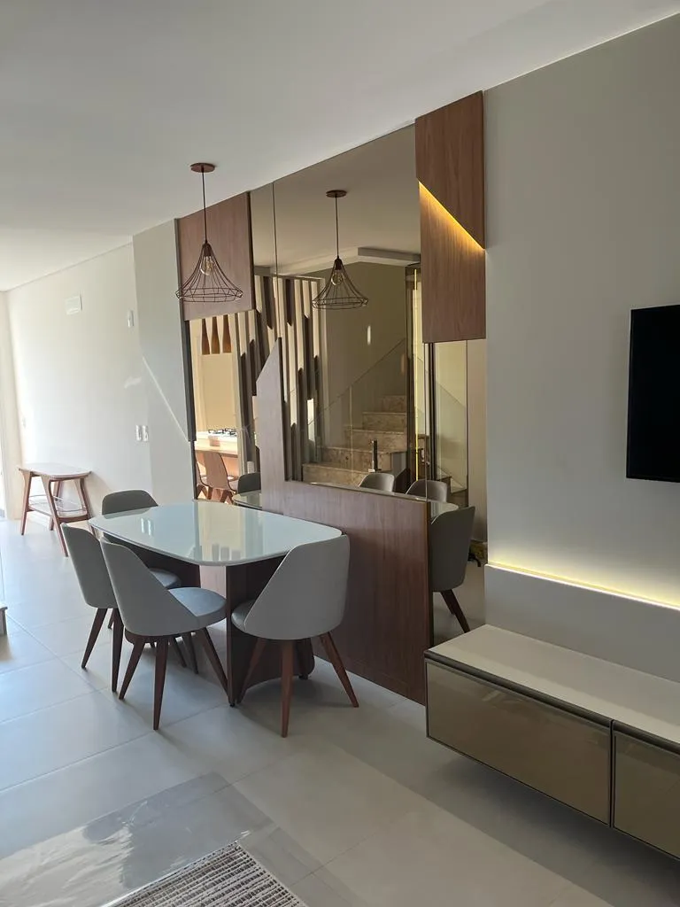 Imagem Casa em Condominio 2 Dormitórios - Bairro --