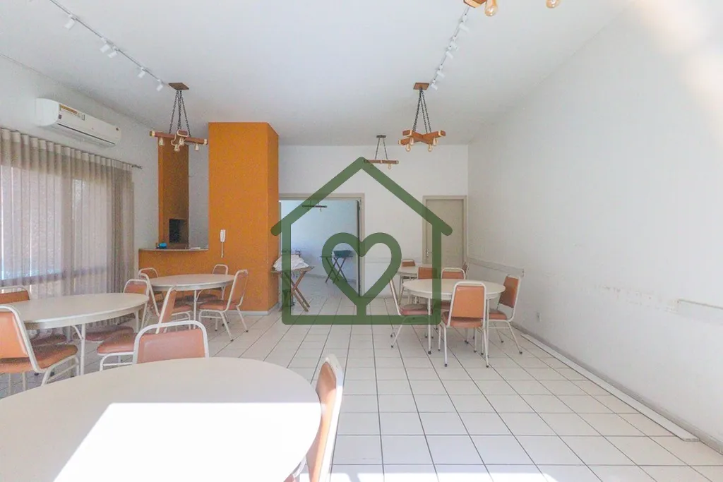 Imagem Apartamento de 2 dormitórios, com churrasqueira, 64m², térreo, box escriturado, condomínio com i...