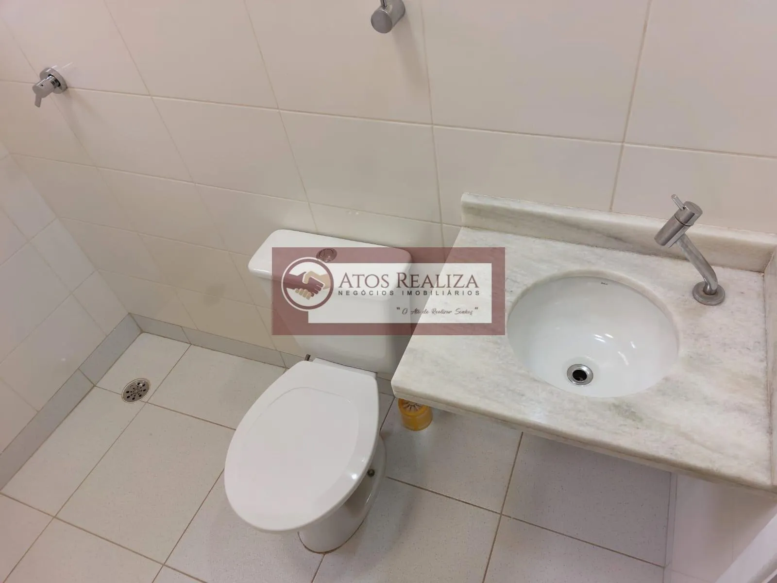 Imagem Alugo Casa Comercial com 5 Salas, Região Chácara Flora, com 84M², 3 Vagas de Garagem, Ideal para área de saúde em geral, como, Clínica Odontológica, Psicologia, Fonoaudiologia, Valor da Locação, R$ 6.141,75 já incluso, IPTU, e Condomínio.