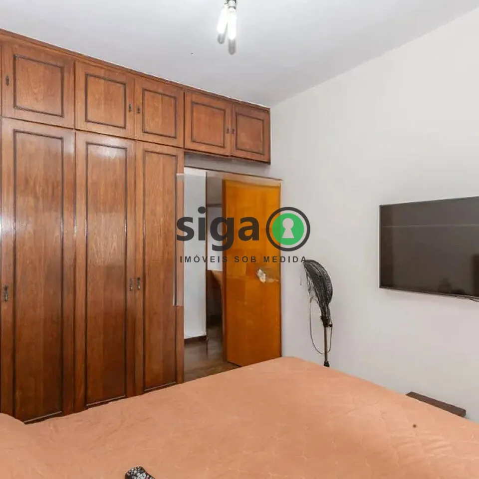 Imagem Casa na Vila Mariana com varanda e localização estratégica perto do metrô.