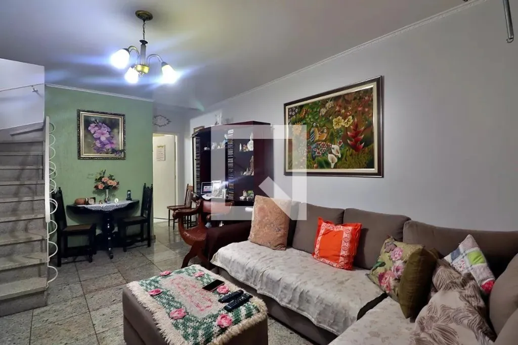Imagem Casa no Bairro Campestre, Santo André-SP: 3 quartos, 1 suíte, 2 vagas, 171m² - Venda ou Locação!