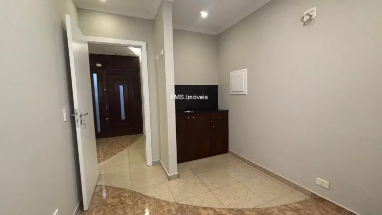 Imagem Conjunto Comercial de Alto Padrão para Locação na Bela Vista, São Paulo-SP: 3 Salas, 1 Vaga de Garagem, 62m².
