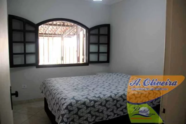 Imagem Casa 03 Dormitórios ( 01suites) - 100 Metros da Praia.