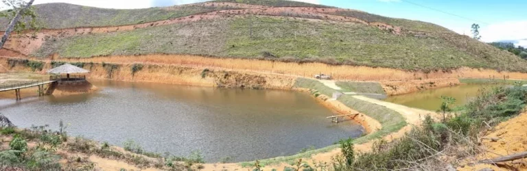Imagem Terreno 14 Alqueires, Cachoeira, 03 Casas, Lago, Vista para a Pedra Azul, Aracê - ES