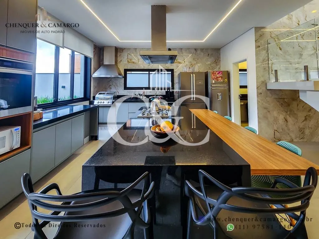 Imagem Casa porteira fechada à venda no Brisas Jundiaí, 333m², 4 dormitórios e piscina climatizada