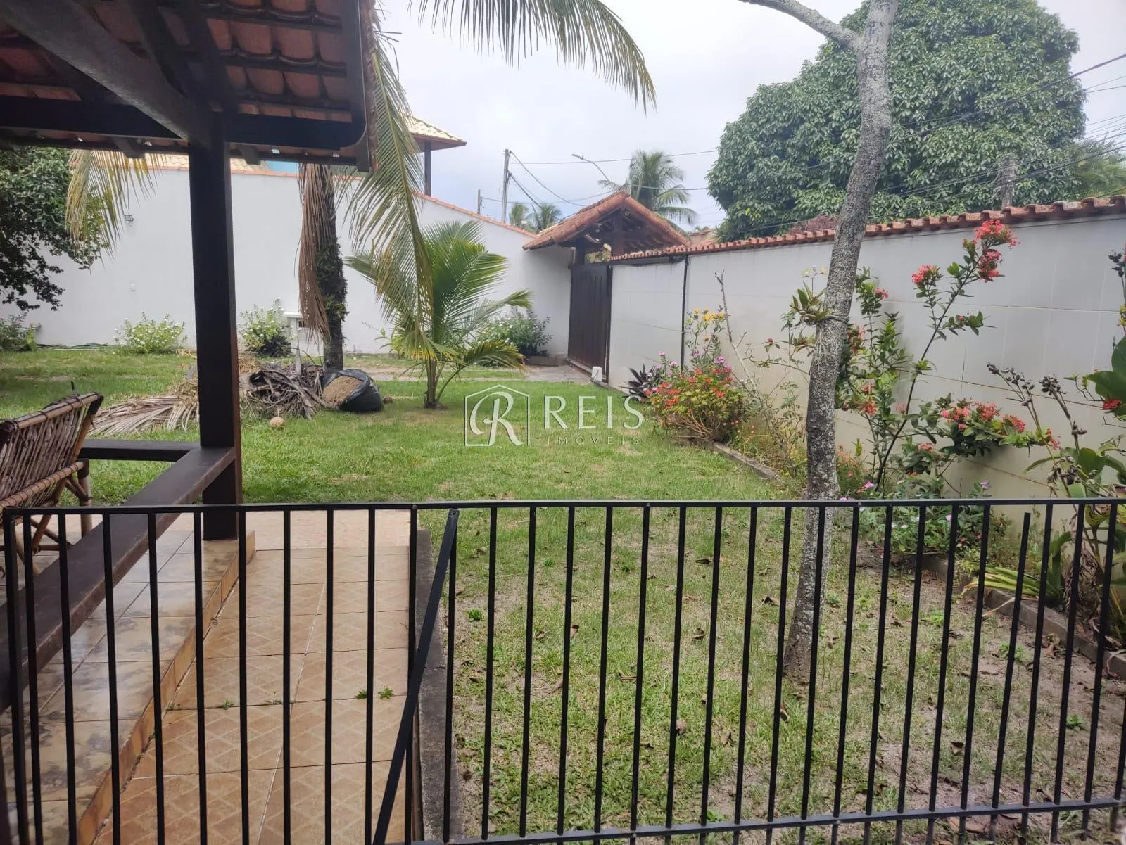 Imagem Casa para Venda em Rio das Ostras, Costazul, 5 dormitórios, 1 suíte, 3 banheiros, 4 vagas