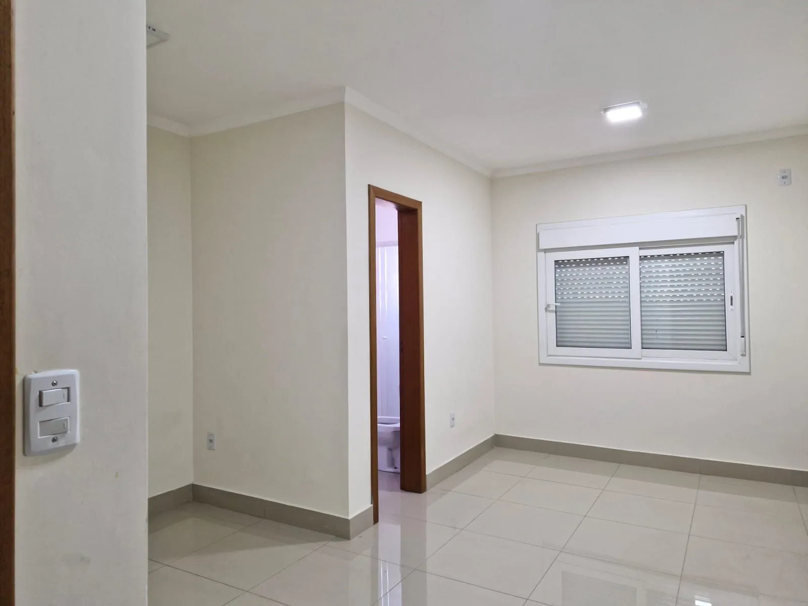 Imagem EXCELENTE CASA SEMIBOMILIADA NOVA À VENDA - Rua das Magnólias, | Gravataí