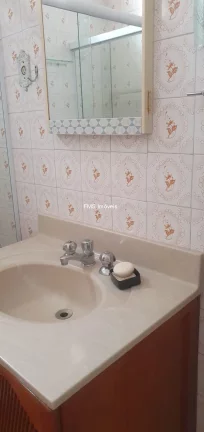 Imagem Casa à venda em Perdizes, São Paulo - SP, com 2 quartos, 1 sala, 2 banheiros, 4 vagas e 186m²!